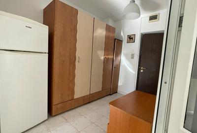 Garsonieră decomandată, mobilată în Vitan Mall - 4