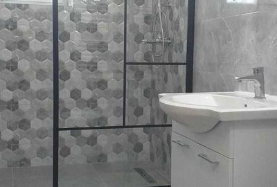 Apartament cu 3 camere decomandat în Sebastian - 6