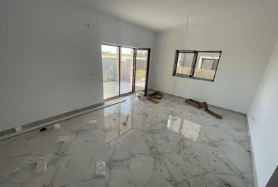 Giroc-Bld. Aviatiei | 5 camere | 3 bai | Bucatarie inchisa - 3