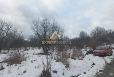 Teren de 815 mp, în Central - 4