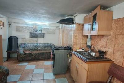 Casă cu 3 camere cu Teren 1079 Mp în Central - 16