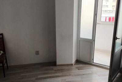 Apartament cu 2 camere semidecomandat în Republicii - 3