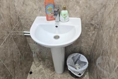 Inchiriez spatiu comercial in Deva, zona A. Iancu (Catedrala), etaj 1, - 2