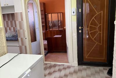 Apartament cu 2 camere decomandat în Micro 14 - 8
