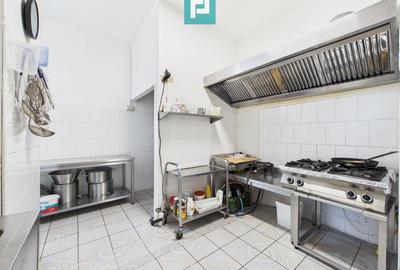 Spațiu comercial, de 100 mp, în Central - 10