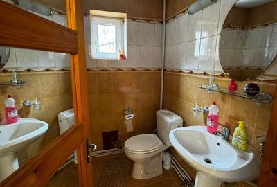 Casă cu 5 camere cu Teren 1000 Mp în Alexandru cel Bun - 13