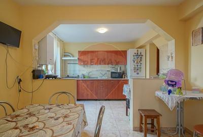 Casa tipica pentru un stil de via?a lini?tit Cra... Casa tipica pentru un stil de via?a lini?tit Cra... - 10