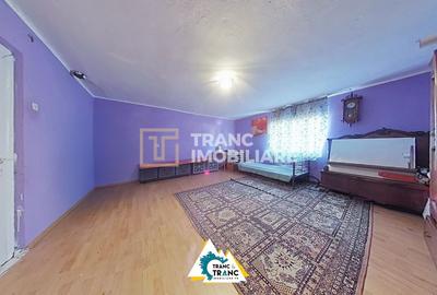 Casă cu 3 camere cu Canalizare în Zăbrani - 2