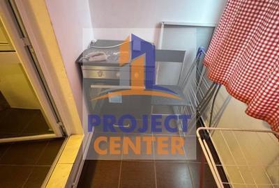 Apartament cu 2 camere decomandat în Calea București