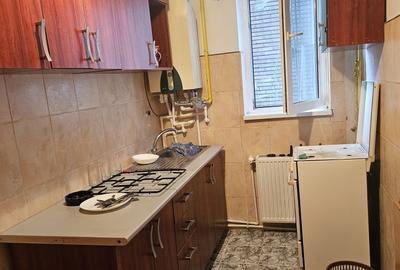 Apartament cu 2 camere decomandat în Petros - 3