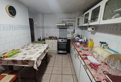 Casă cu 4 camere cu Teren 974 Mp în Central