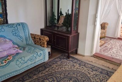 Casă cu 3 camere în Vetrișoaia - 2