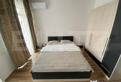 Casă cu 4 camere cu Teren 250 Mp în Central - 12