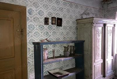 Casă cu 4 camere în Bănia - 1