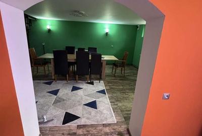 Casă cu 6 camere cu Teren 2800 Mp în Milcoiu - 12