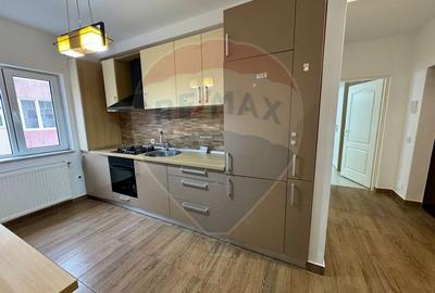 Apartament cu 2 camere de vânzare, loc de parcare,Florești, Comision 0 - 8