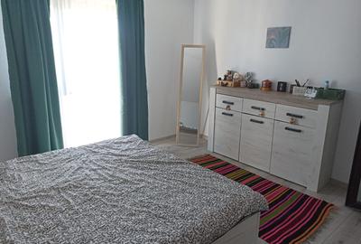 Casa D+P+E la intrare in Curtesti - 12