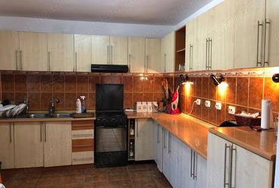 Casă în Central - 1