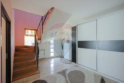 De vanzare casa cu 3 camere si teren 950 mp in Mihai Bravu - 7