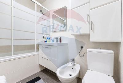 Apartament cu 3 camere semidecomandat, mobilat în Florești - 10