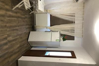 Garsonieră decomandată în Titan - 2