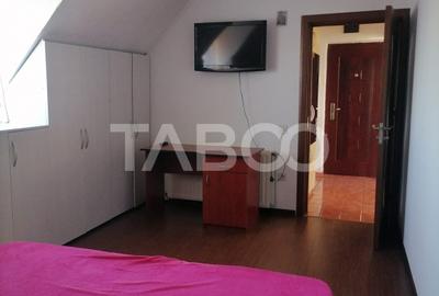 Apartament 3 camere cu balcon in zona Trei Stejari de inchiriat - 4