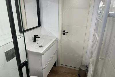 Apartament cu 2 camere decomandat în Medicină