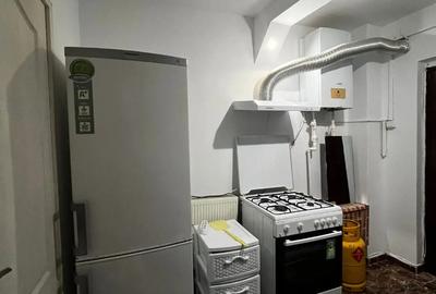 Garsonieră decomandată în Central - 6