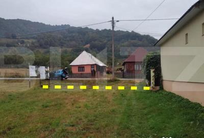 Teren de 1400 mp, în Central - 2