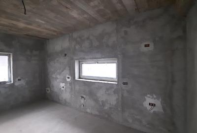 Casa de vanzare - cartier nou - 4