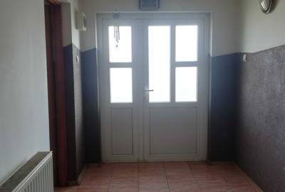 Apartament cu 4 camere decomandat în Ițcani - 2