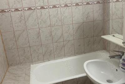 Apartament cu 3 camere decomandat în Central - 10