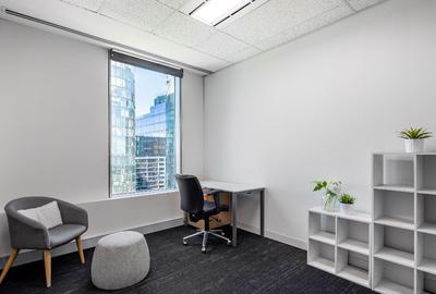 Spa?iu de birou privat pentru 2 persoane in Regus Hermes - 7