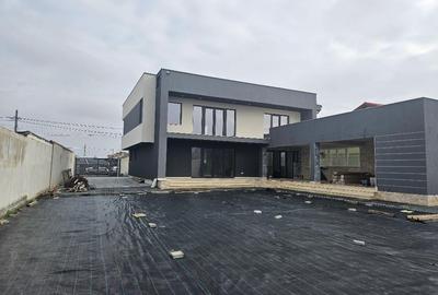 Casă cu 4 camere cu Teren 1054 Mp în Bălăceanca - 10