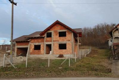 Casă cu 2 camere cu Teren 1500 Mp în Popești - 5