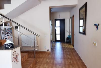 ► Agigea Penny Vila P+1 - 3 Dormitoare+ Living - Teren=302m² Su=141m² 4 Bai - 11