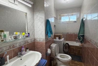 Apartament cu 3 camere decomandat, mobilat în Drumul Taberei - 10