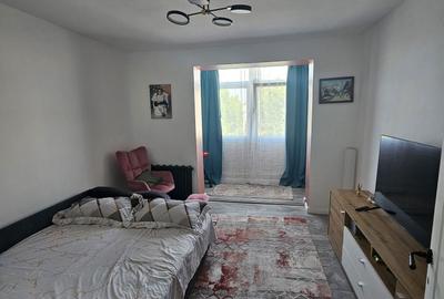 Apartament cu 2 camere decomandat în Central - 4