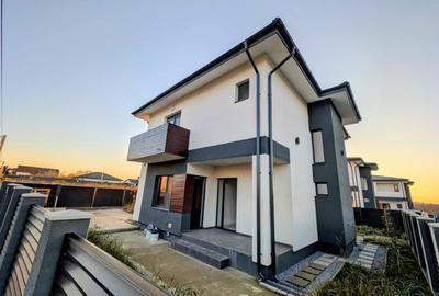 Vila individuala moderna de vanzare in Visan  zona linistita, panorama - 1