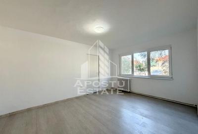 Apartament cu 2 camere semidecomandat în Cetății - 2