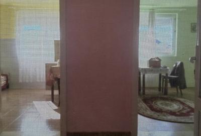 Vand casa centru Ineu - 4