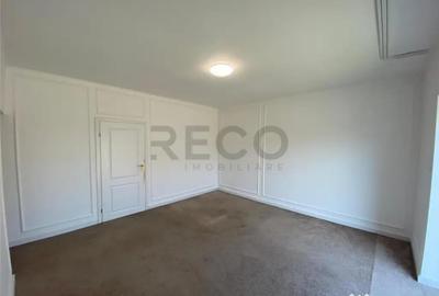 Spațiu comercial, de 79 mp, în Central - 13