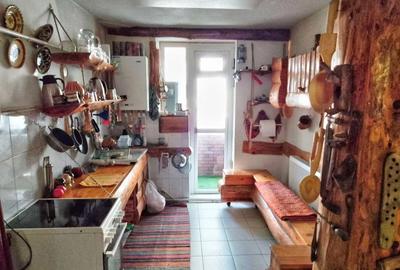 Apartament cu 3 camere decomandat în Central - 3