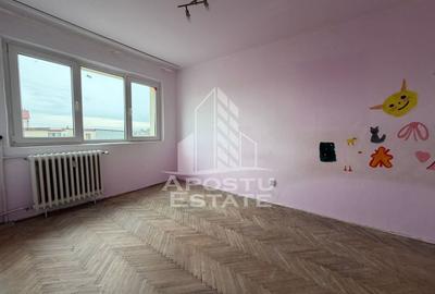 Apartament cu 2 camere semidecomandat în Spitalul Județean