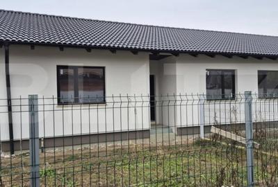 Casă cu 4 camere cu Teren 400 Mp în Vetiș - 15