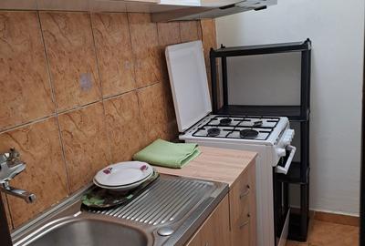 Garsonieră decomandată în Central - 6