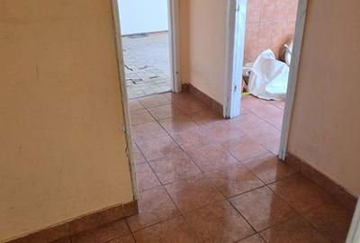 Apartament cu 3 camere semidecomandat în Central - 4