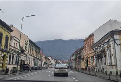 Apartament cu 3 camere decomandat în Centrul Istoric - 1