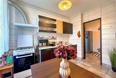 Apartament cu 3 camere semidecomandat, mobilat în Berceni - 7