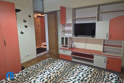 Apartament cu 2 camere decomandat în Frații Golești - 13